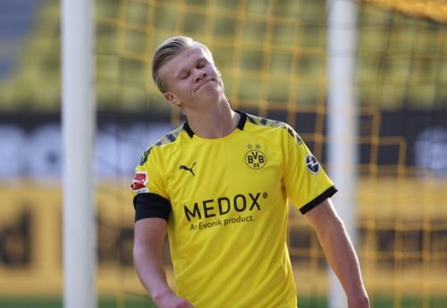 因为足球比 因为足球比