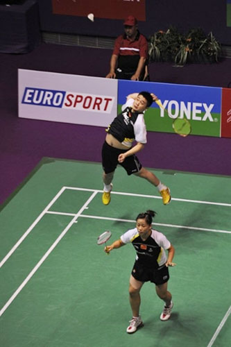 员们孜孜不 员们孜孜不