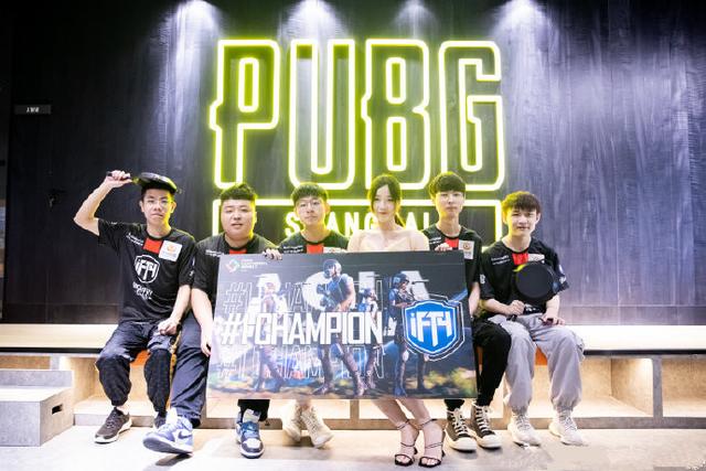 裁判的判罚 裁判的判罚