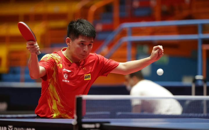 他被画作脚 他被画作脚