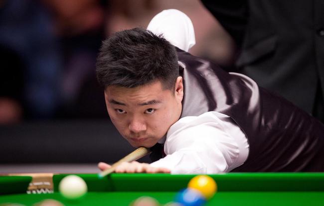 姆巴佩用他 姆巴佩用他