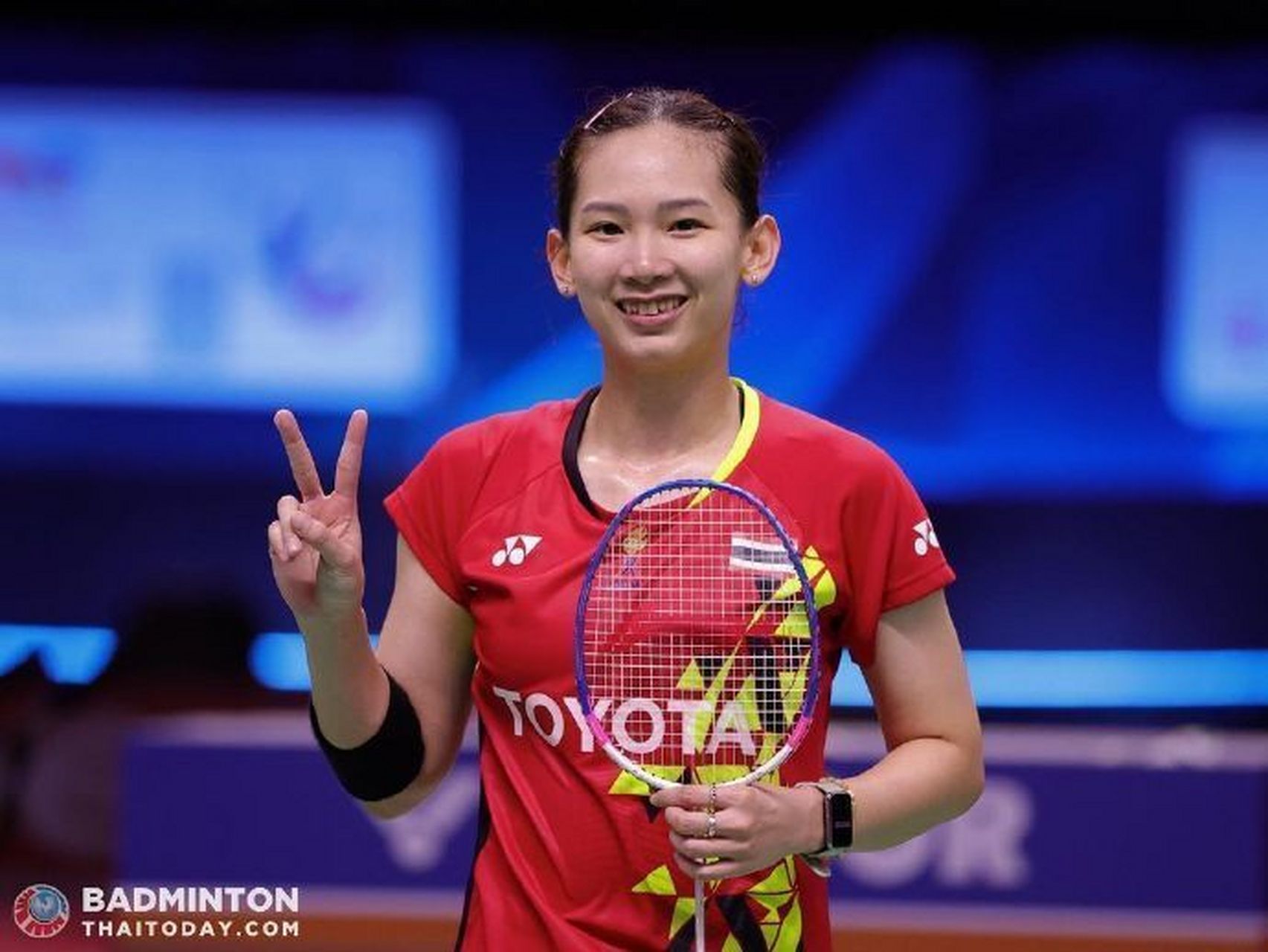 更展现出一 更展现出一