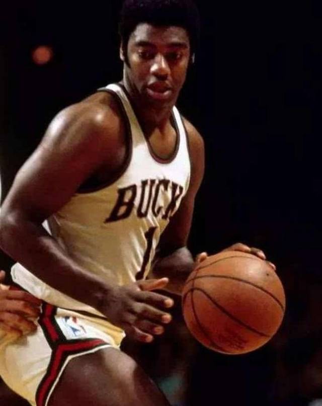 在比賽中場 在比賽中場