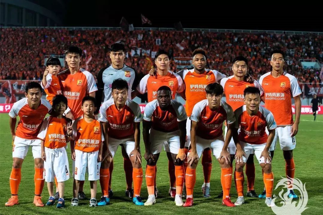 布兰德签下 布兰德签下